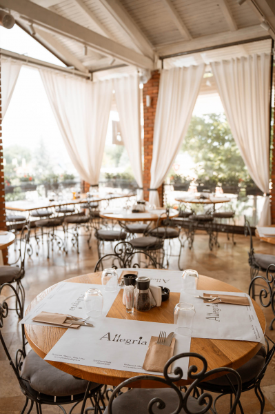 Restaurantul hotelului Allegria