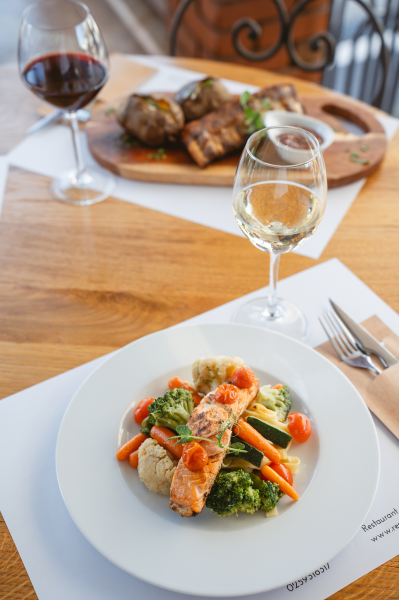 Restaurantul hotelului Allegria
